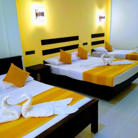 Amron Resort シギリヤ エクステリア 写真