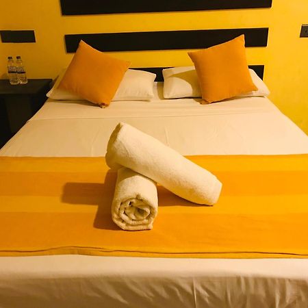 Amron Resort シギリヤ エクステリア 写真